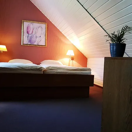 Hotel Restaurant Jägerhof Düren - Eifel