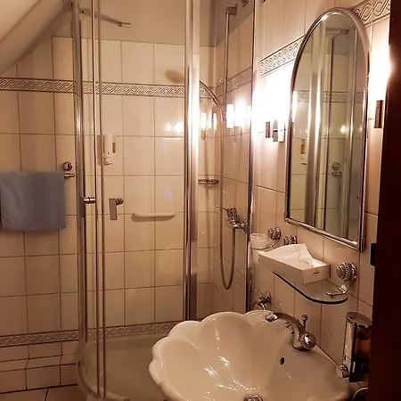 Restaurant Jaegerhof فندق