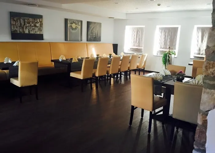 Hotel Restaurant Jaegerhof Düren - Eifel